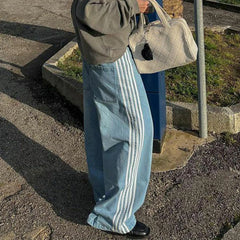 Pantalon en jean à jambe large pour femme avec bandes latérales et poches 