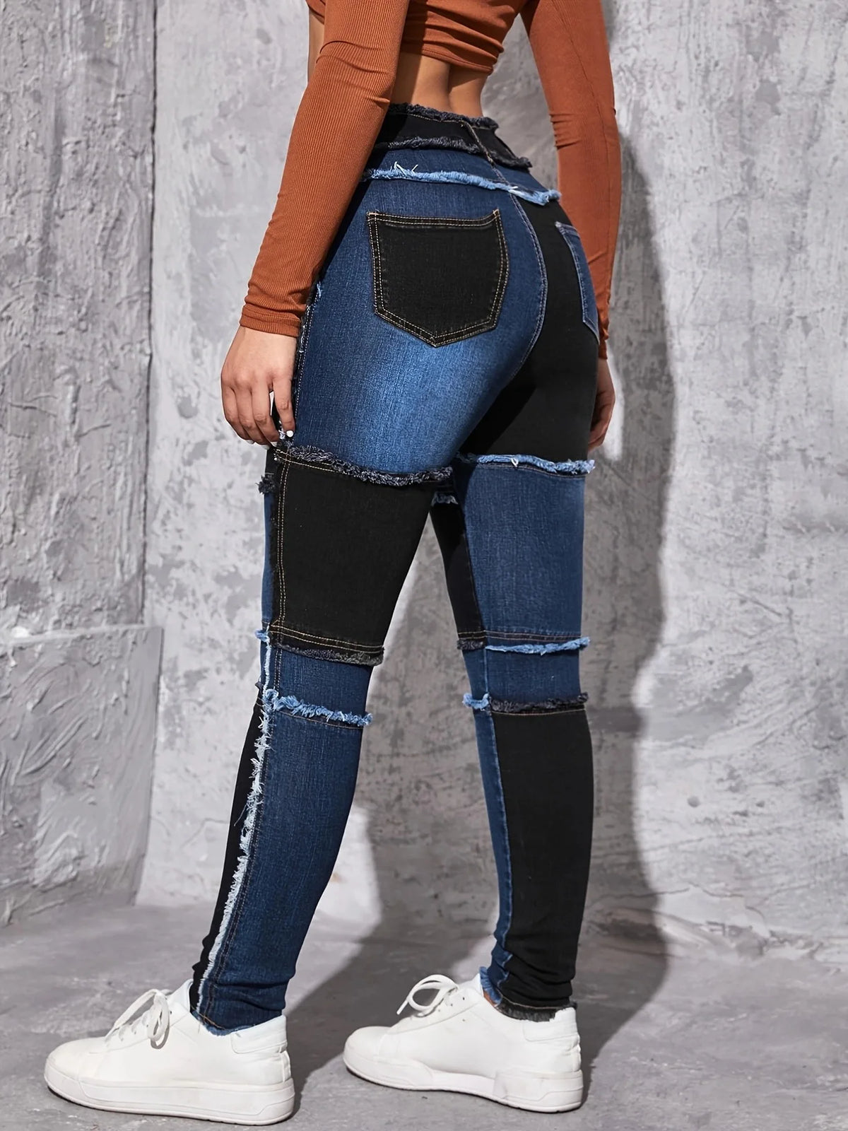 Women's Blue and Black Contrast Tight Jeans for Stylish Look