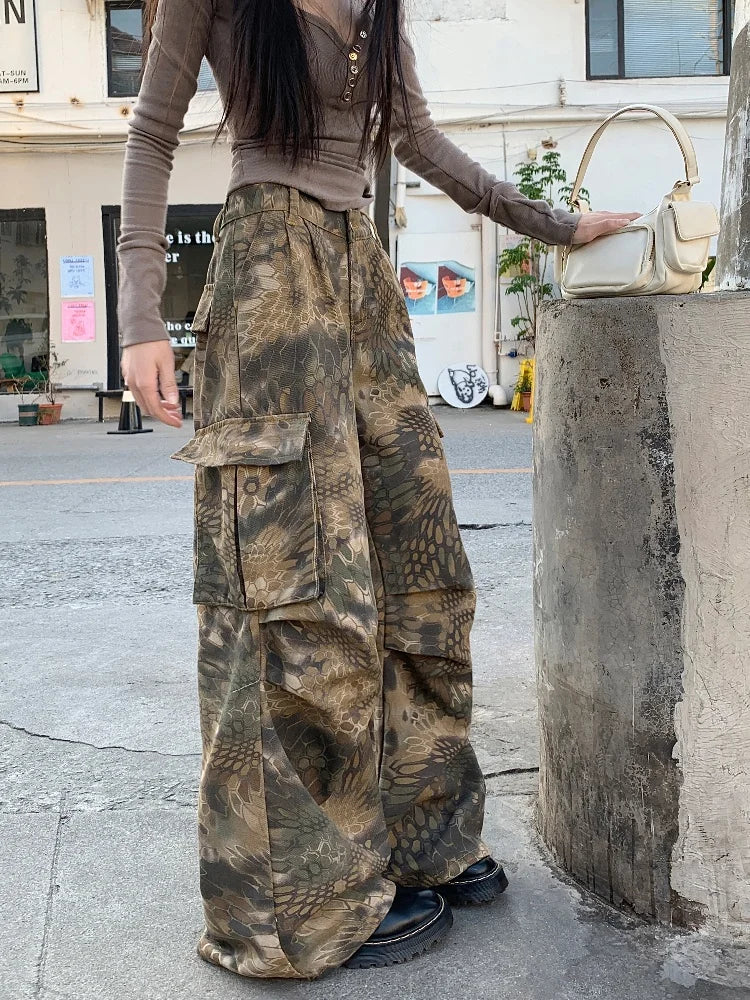 Women's Baggy Wide-Leg Camouflage Pants – Streetwear Cargo Trousers