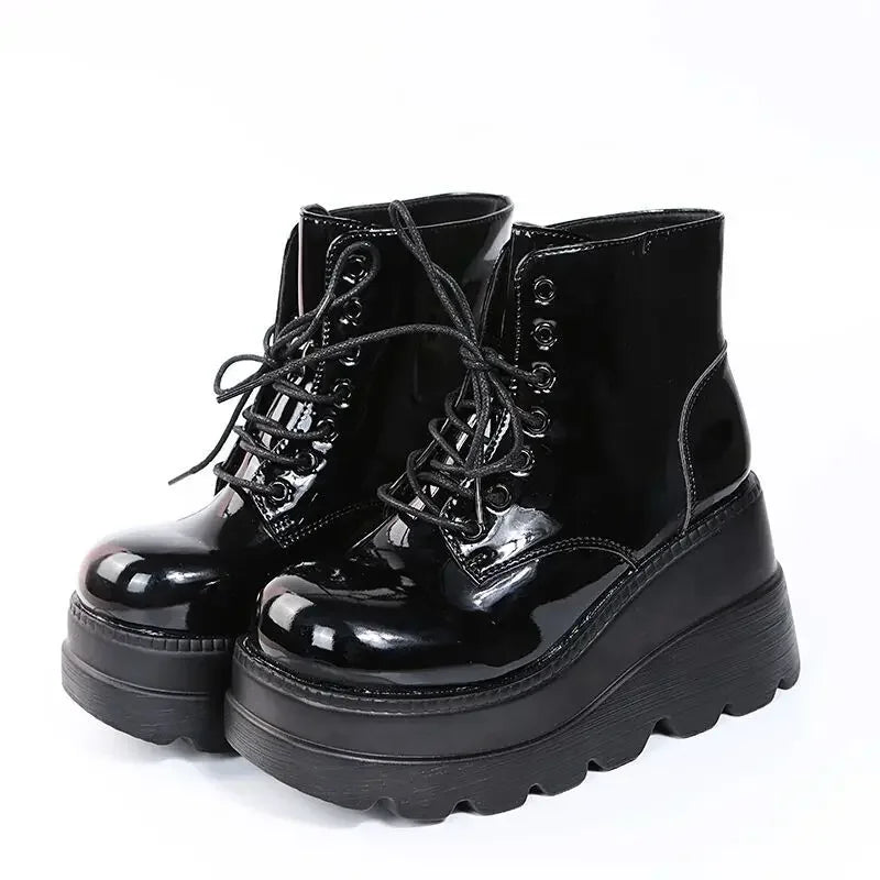 Women's High Top Thick Sole Winter Lace Up Ankle Boots in Bright Black