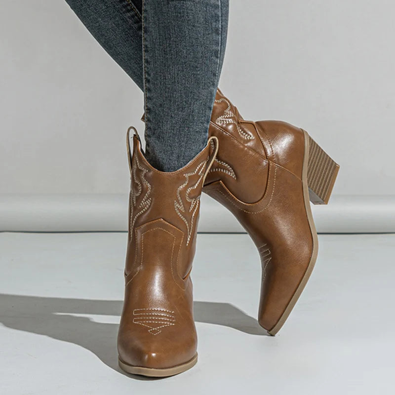 Western Style Cowboy Ankle Boots for Women, Embroidered Leather, Black Brown