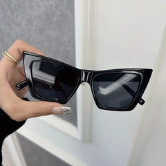 Fashion Retro Cat Eye Sunglasses for Women with Mirror Lenses