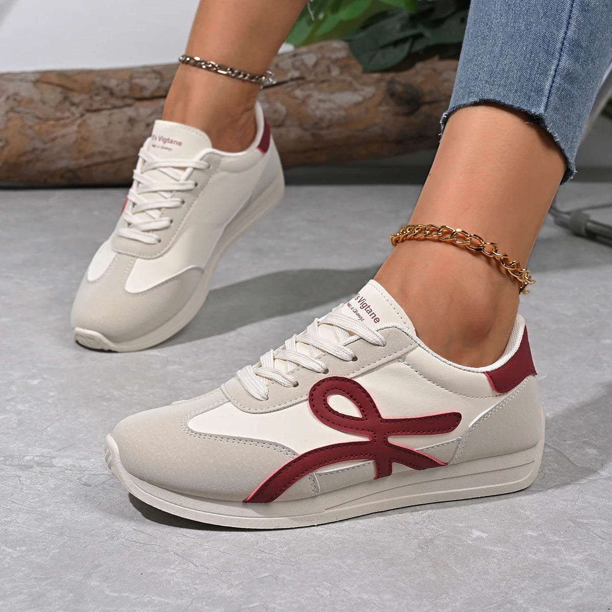 Women's Casual Designer Sneakers in Comfortable Shallow Style