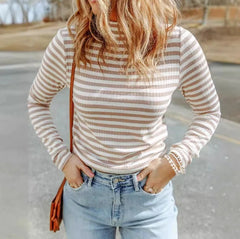 Elegant Striped Knitted Pullover Sweater for Women in Casual Style