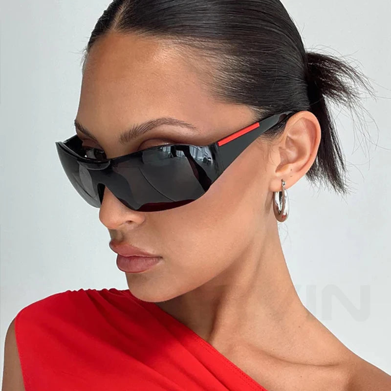 Vintage Large Frame Sunglasses for Women in Trendy Outdoor Style