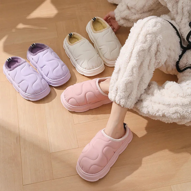 Chaussons d'hiver antidérapants en coton imperméables pour femmes pour le confort de la maison