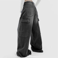 Jean baggy cargo noir pour femme avec plusieurs poches