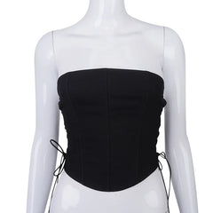 Haut court bustier noir élégant à épaules dénudées et à lacets