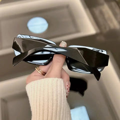 Fashion Black Square Sunglasses for Women - Retro Rectangle Style