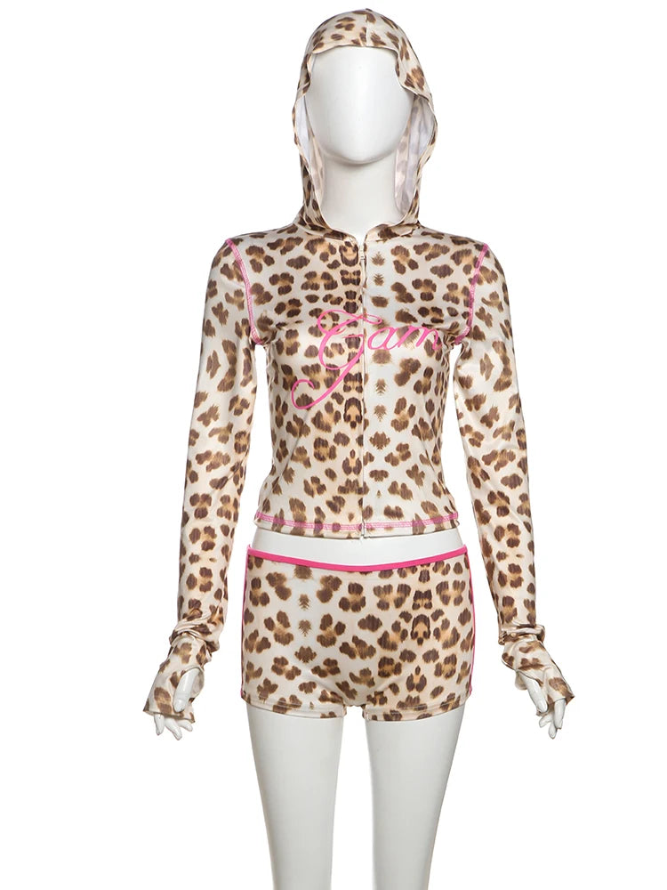 Sporty Leopard Print Women’s Tracksuit with Hooded Jacket and Shorts