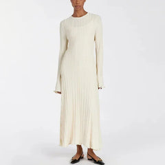 Elegant and Versatile Long Sleeve Knitted Dress for All Occasions