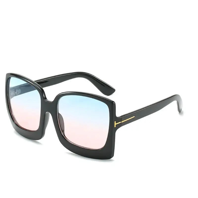 Oversize Vintage Black Square Sunglasses with Gradient Lenses