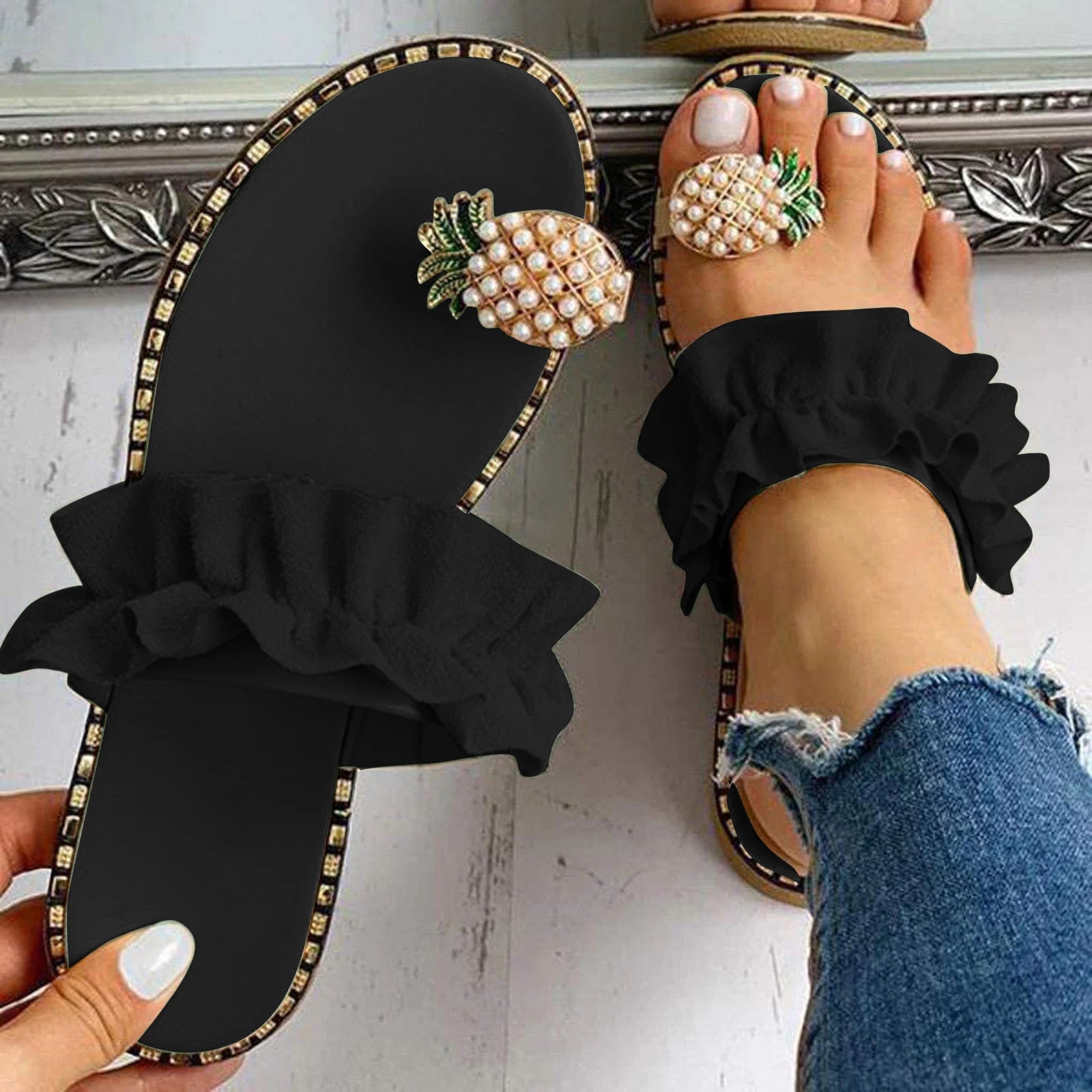 Women's Bohemian Pineapple Pearl Flat Toe Beach Sandals