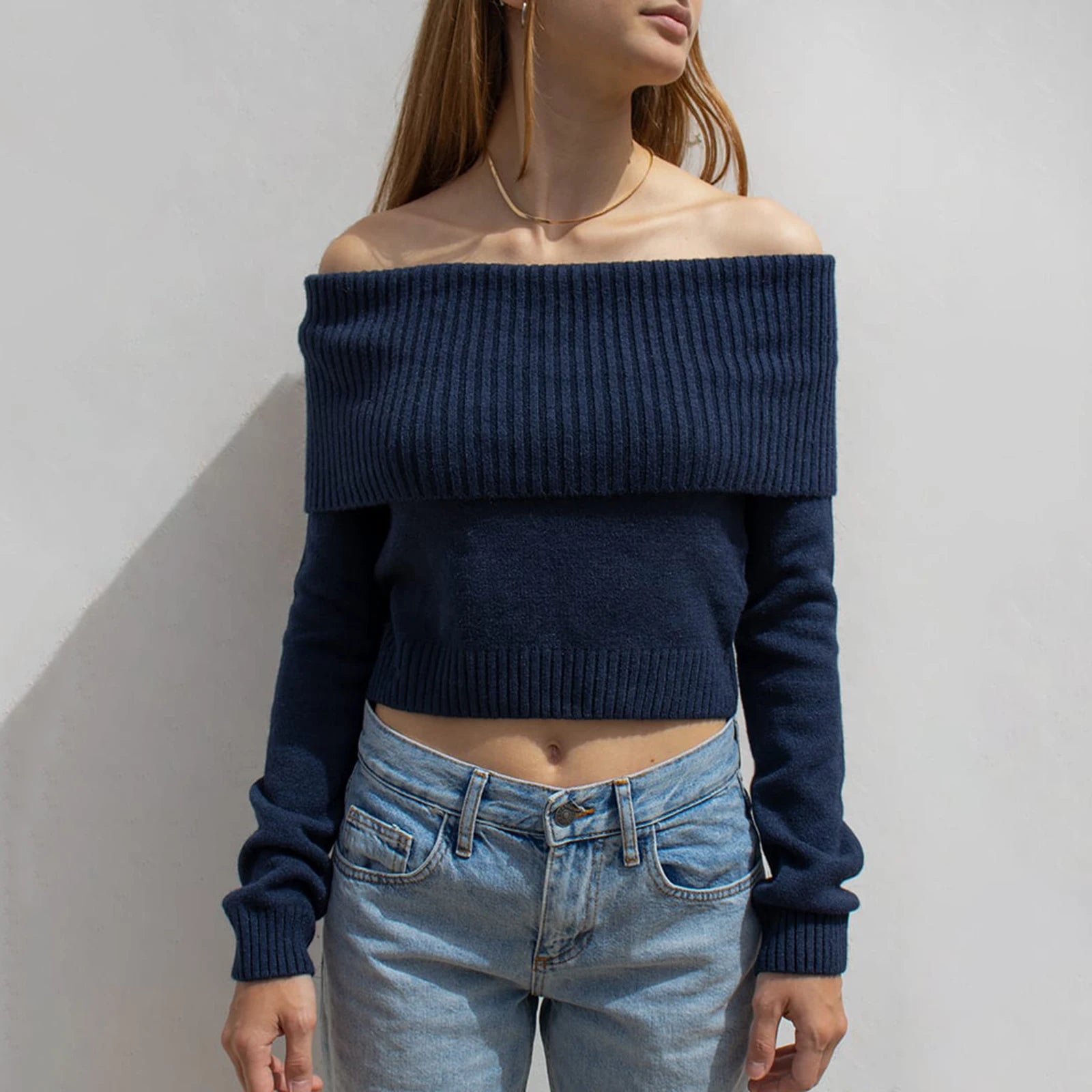 Pull court en tricot à épaules dénudées pour femme 