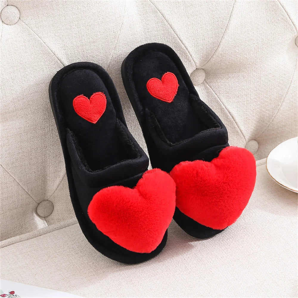 Women's Plush Heart Pattern Non-Slip Warm Home Slippers for Winter