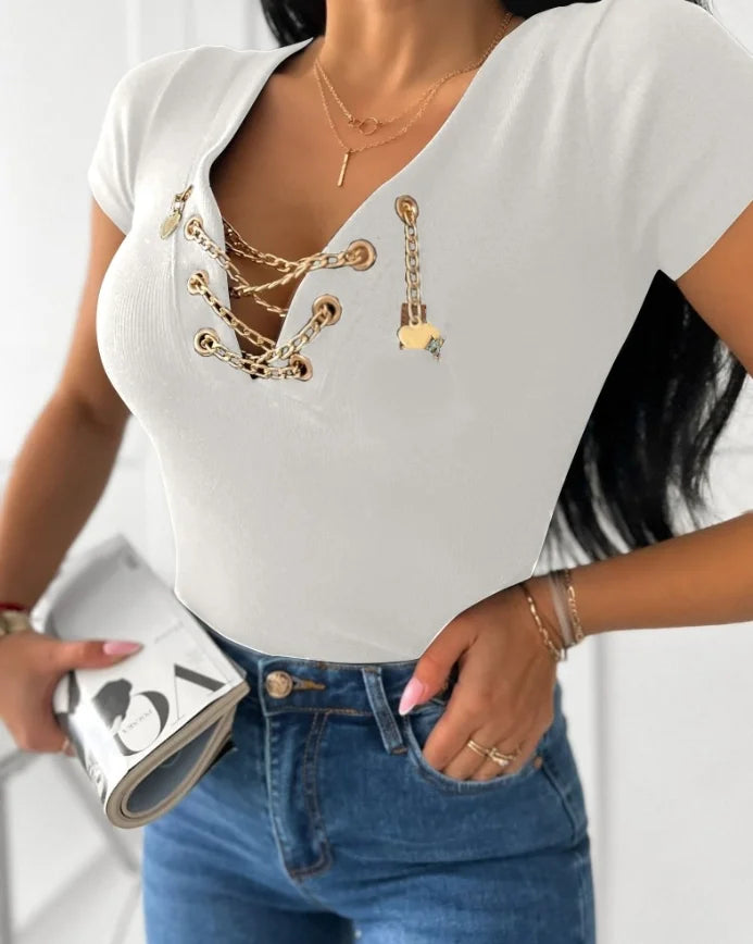 V-Neck Chain Decoration Casual Slim Fit Three-Quarter Sleeve Top