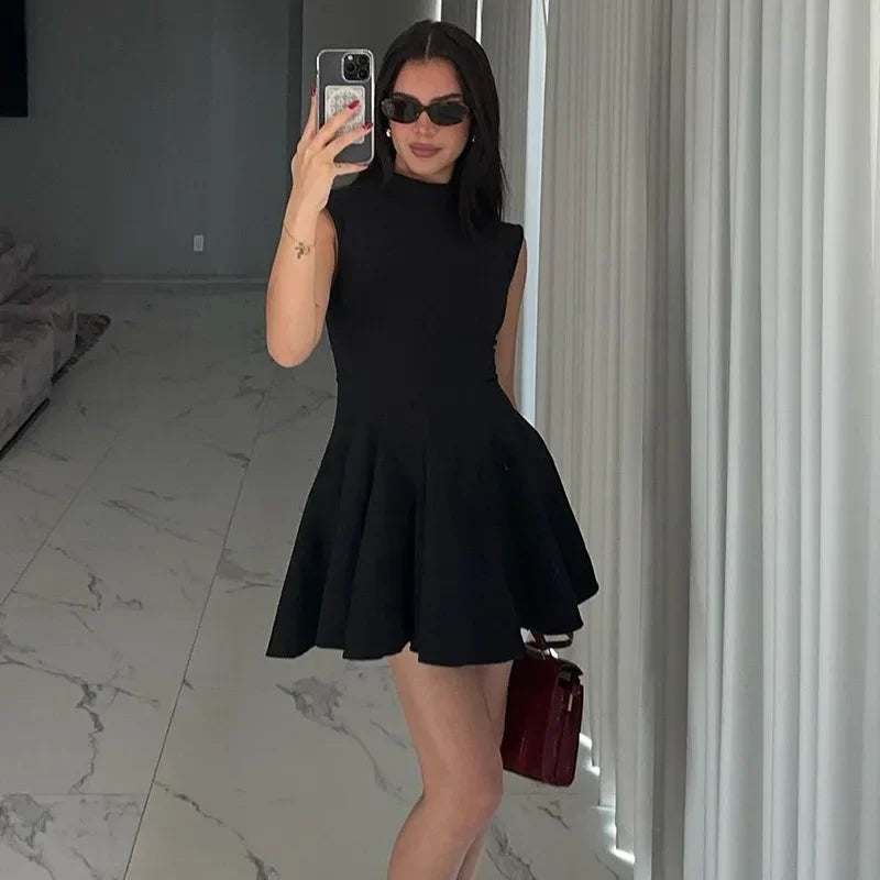 Women's Elegant High Waist Red Black Pleated Sleeveless Dress