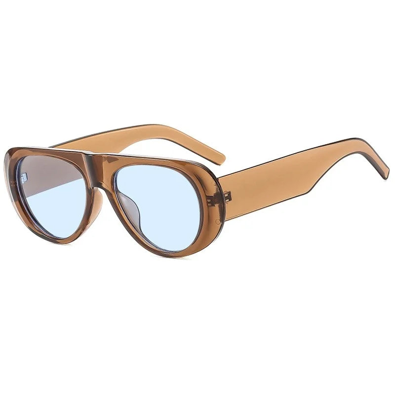 Retro Gradient Large Frame Sunglasses for Women with Wide Legs