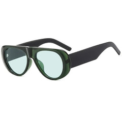 Retro Gradient Large Frame Sunglasses for Women with Wide Legs