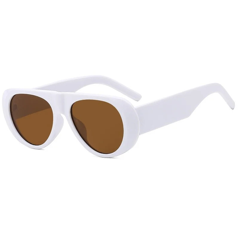 Retro Gradient Large Frame Sunglasses for Women with Wide Legs